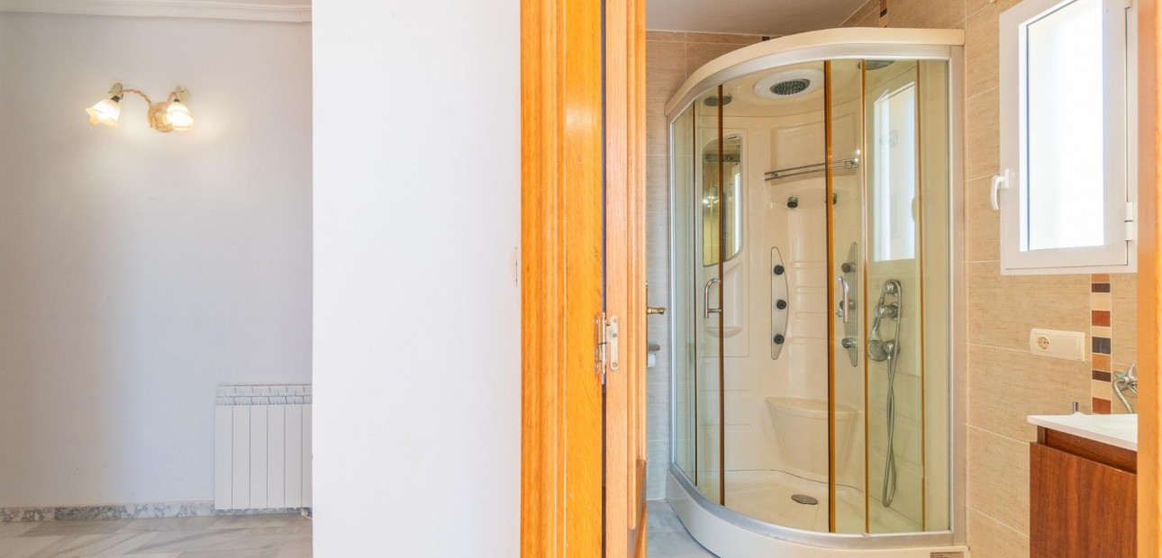 Venta - Villa -
Orihuela Costa - La Zenia