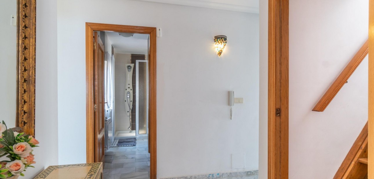 Venta - Villa -
Orihuela Costa - La Zenia