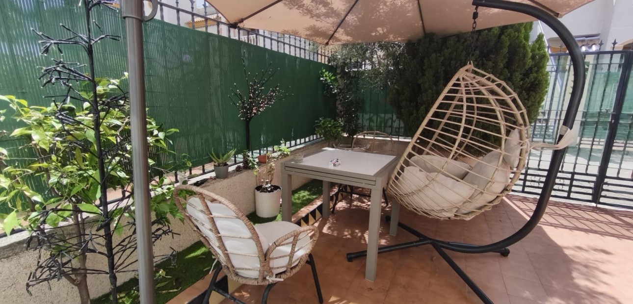 Venta - Terraced house -
Guardamar del Segura - El Edén - Los Estaños