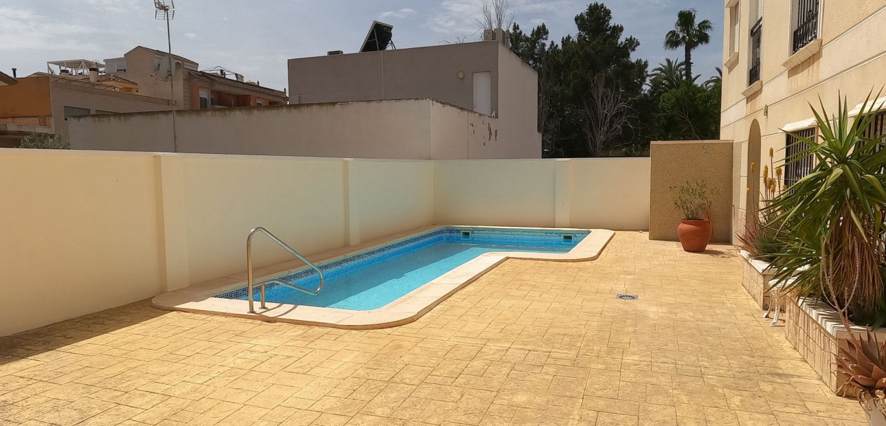 Venta - Apartamento / piso -
Jacarilla - Jacarilla - Town