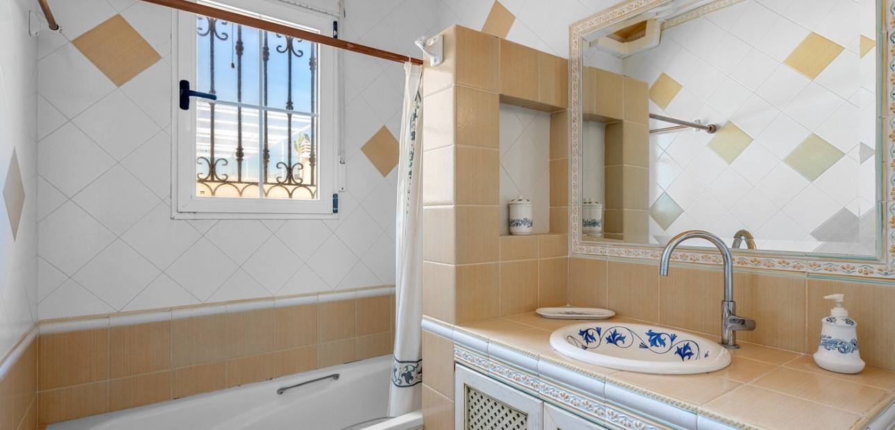 Venta - Detached Villa -
Torrevieja - Torre La Mata