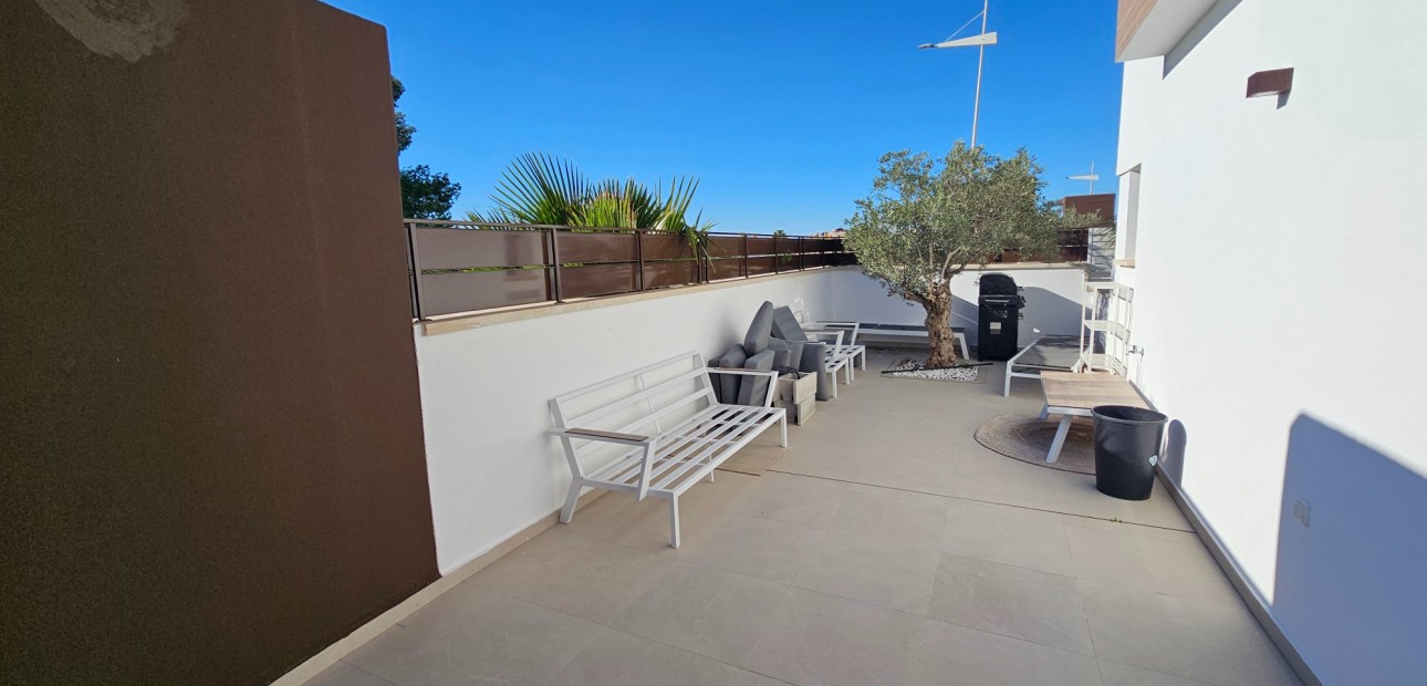 Herverkoop - Detached Villa -
Algorfa
