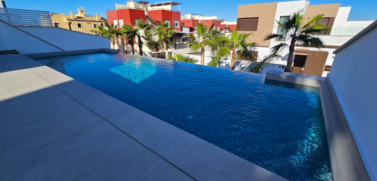 Herverkoop - Detached Villa -
Algorfa