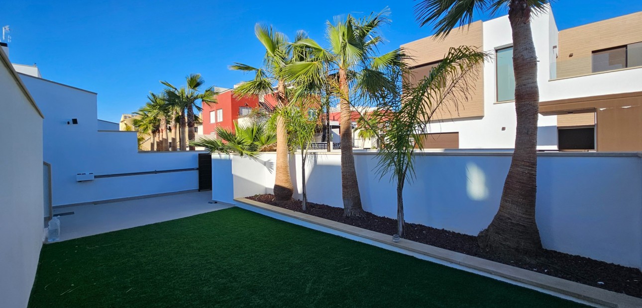 Herverkoop - Detached Villa -
Algorfa