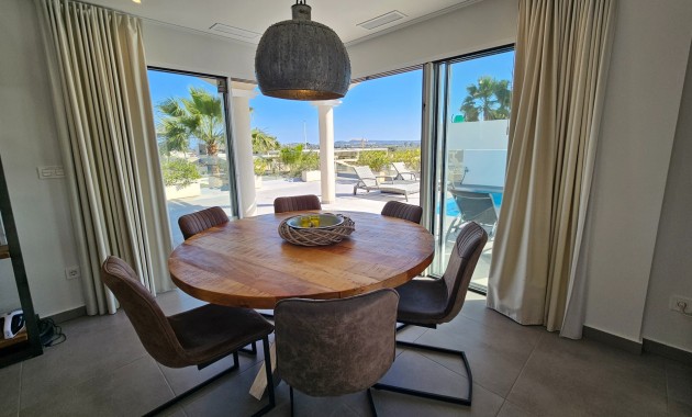 Venta - Detached Villa -
La Marina