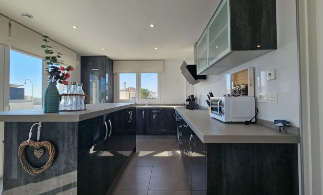 Venta - Detached Villa -
La Marina