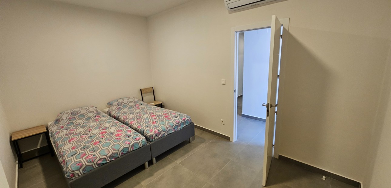 Venta - Detached Villa -
La Marina