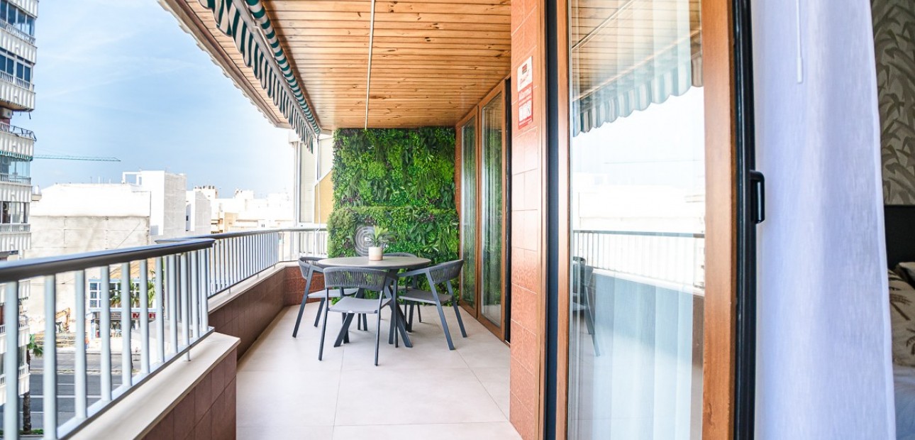 Venta - Apartamento / piso -
Torrevieja - Acequion