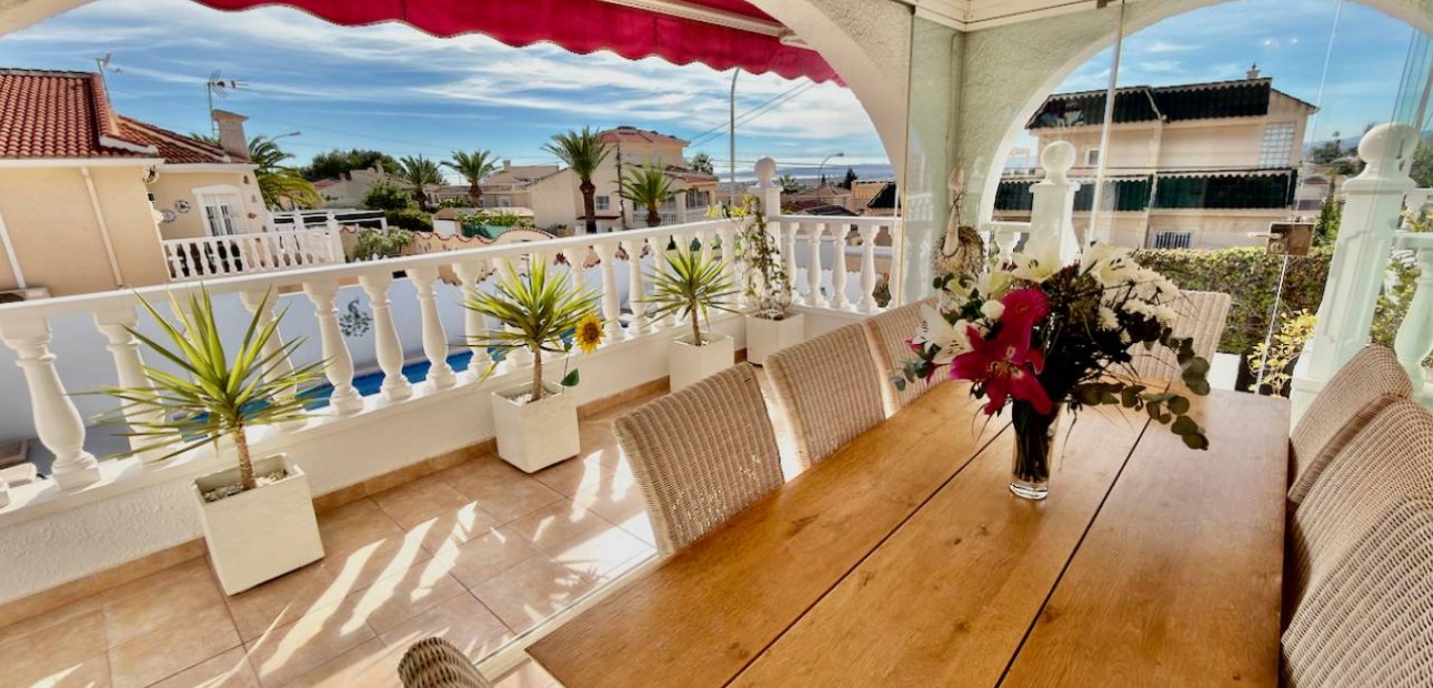 Sale - Villa -
Ciudad Quesada