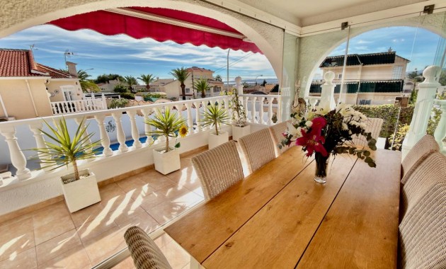 Sale - Villa -
Ciudad Quesada