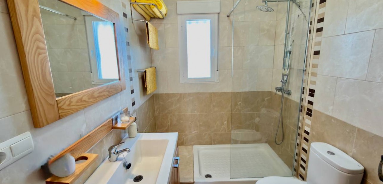 Sale - Villa -
Ciudad Quesada