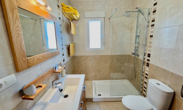 Sale - Villa -
Ciudad Quesada