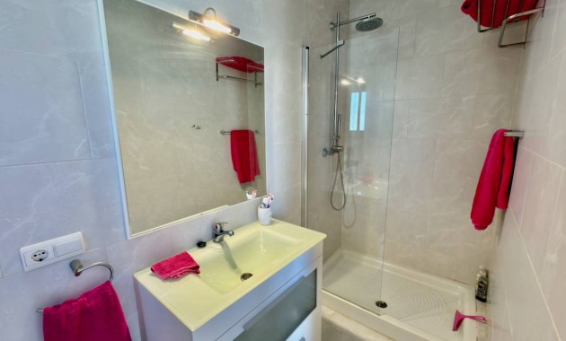 Sale - Villa -
Ciudad Quesada