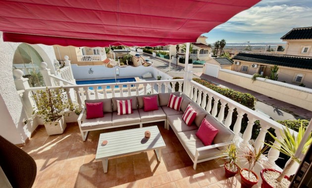 Sale - Villa -
Ciudad Quesada