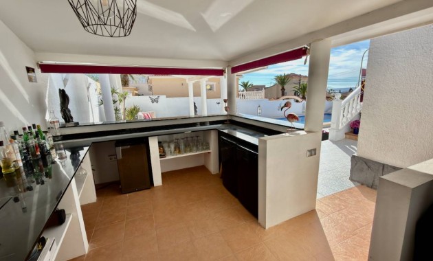 Sale - Villa -
Ciudad Quesada