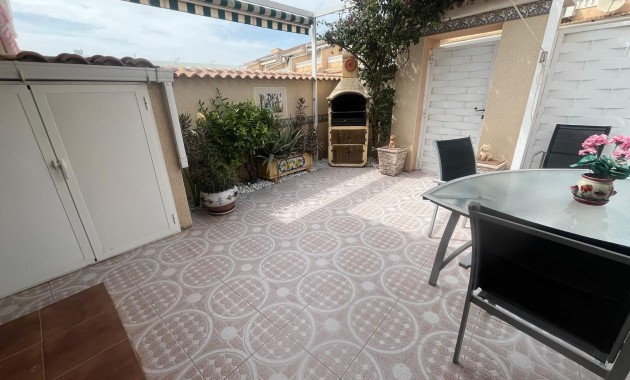 Venta - Adosado -
Ciudad Quesada - Dona Pepa