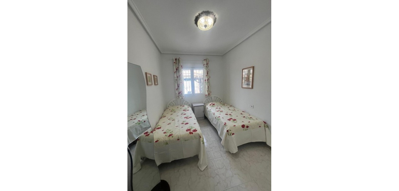 Venta - Adosado -
Ciudad Quesada - Dona Pepa