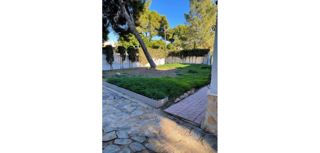 Venta - Villa -
Orihuela Costa - Rocio del Mar