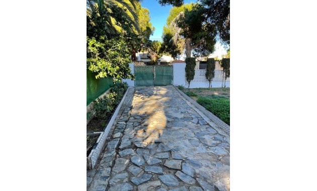 Venta - Villa -
Orihuela Costa - Rocio del Mar