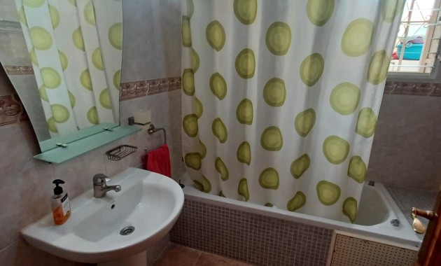 Venta - Bungalow -
Orihuela Costa - La Chismosa