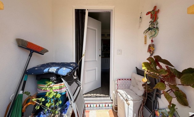 Venta - Apartamento / piso -
Orihuela Costa - La Zenia