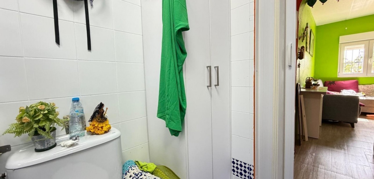 Venta - Apartamento / piso -
Orihuela Costa - La Zenia