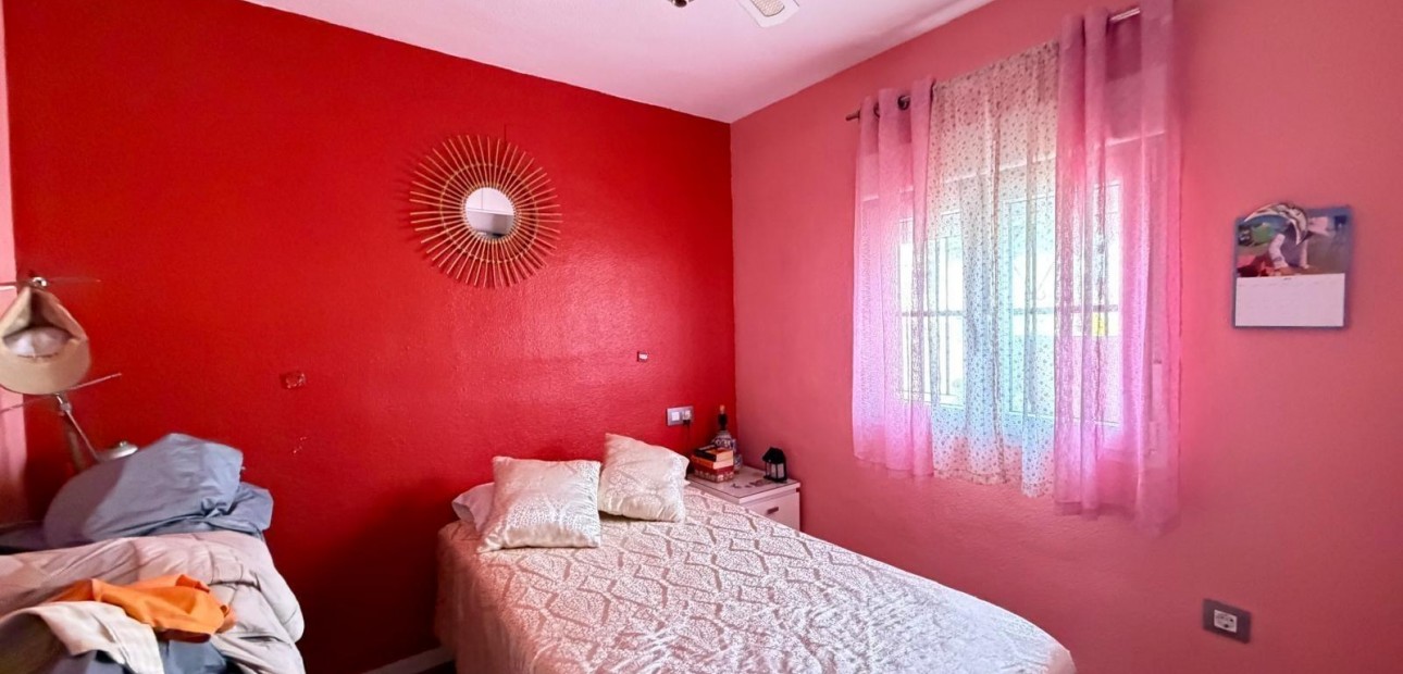 Venta - Apartamento / piso -
Orihuela Costa - La Zenia