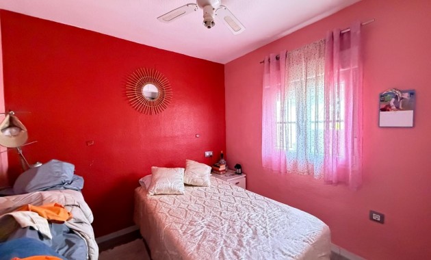 Venta - Apartamento / piso -
Orihuela Costa - La Zenia