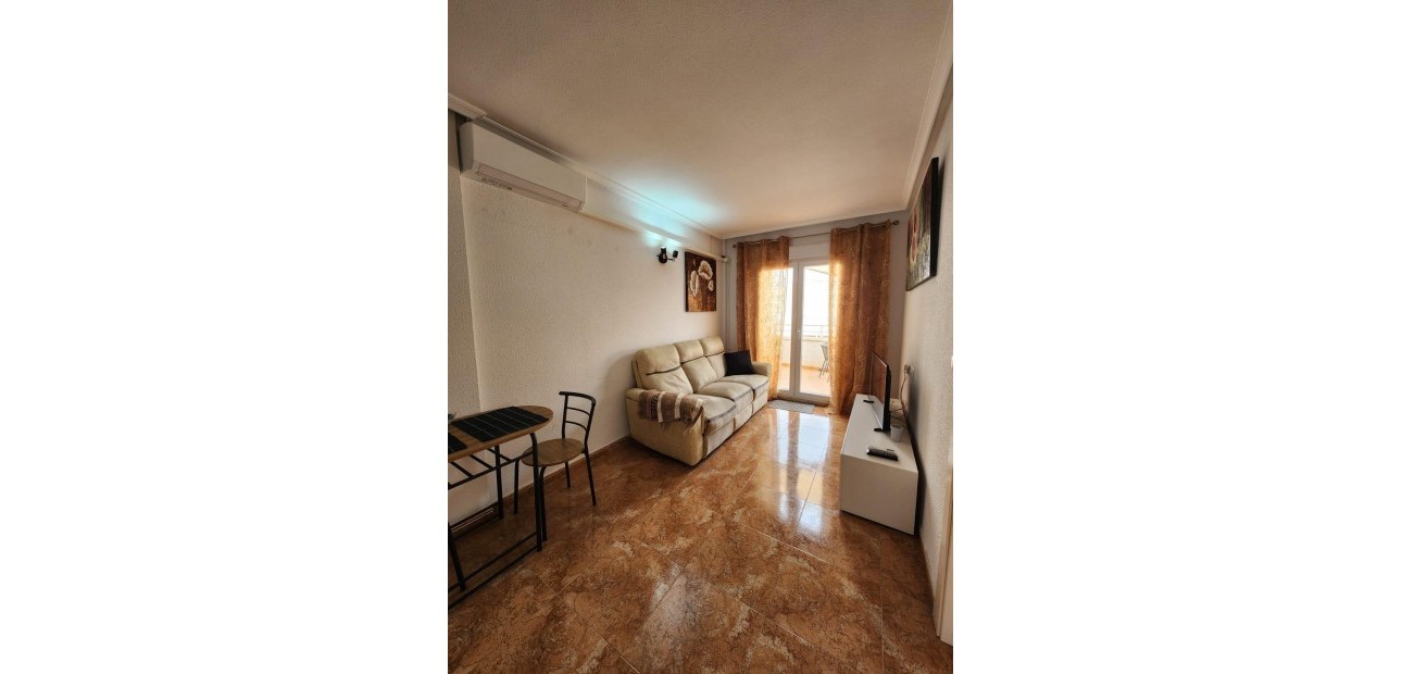 Venta - Ático -
Torrevieja - Centro