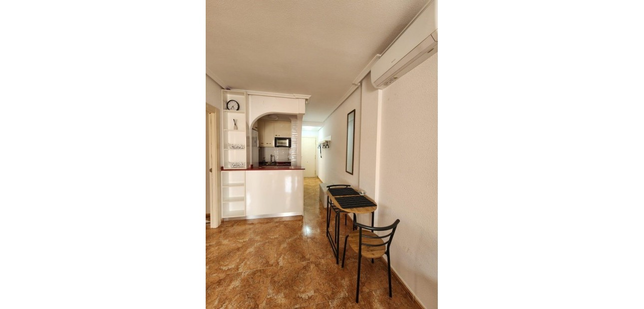 Venta - Ático -
Torrevieja - Centro