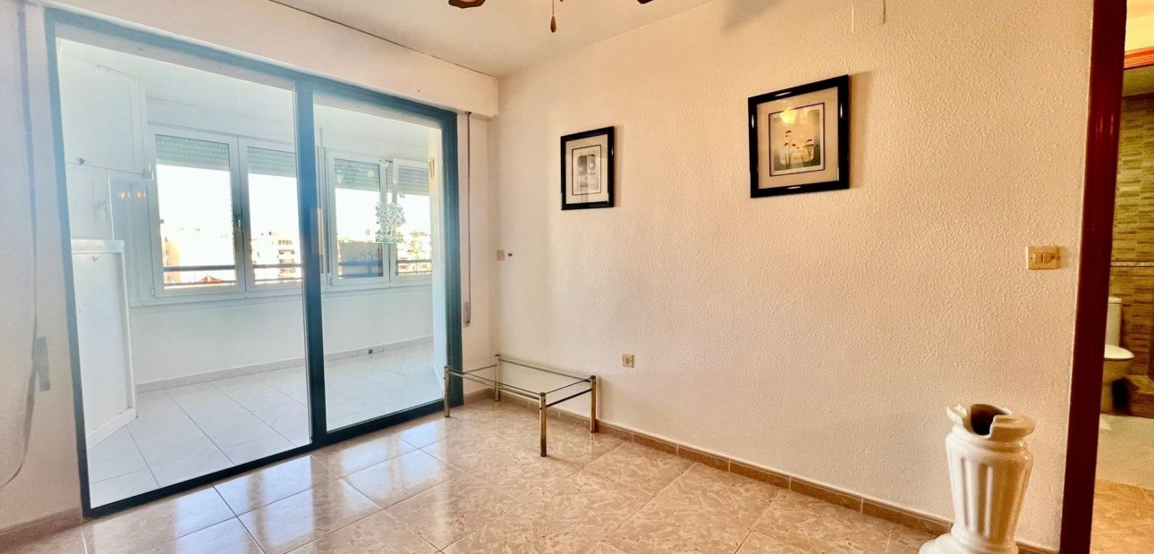Venta - Apartamento / piso -
Torrevieja - Acequion