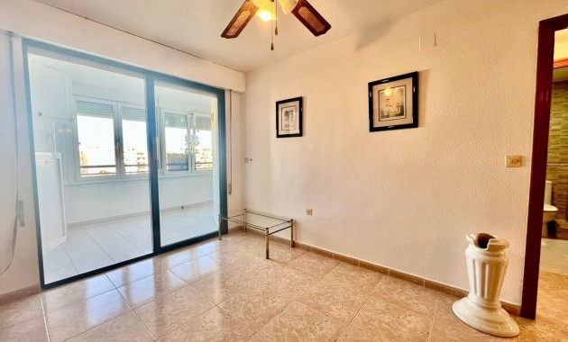 Venta - Apartamento / piso -
Torrevieja - Acequion