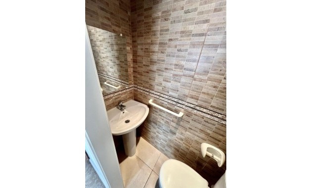 Venta - Apartamento / piso -
Torrevieja - Acequion