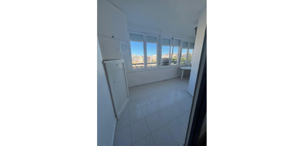 Venta - Apartamento / piso -
Torrevieja - Acequion