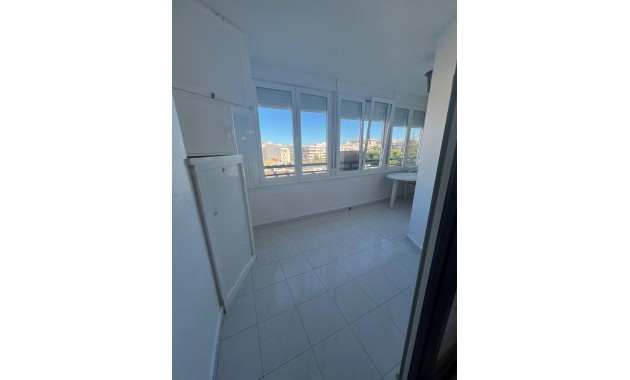 Venta - Apartamento / piso -
Torrevieja - Acequion