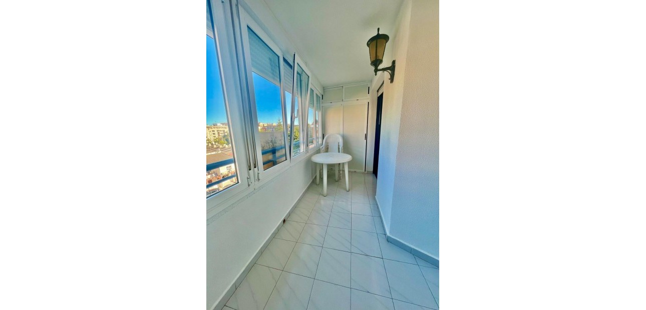 Venta - Apartamento / piso -
Torrevieja - Acequion