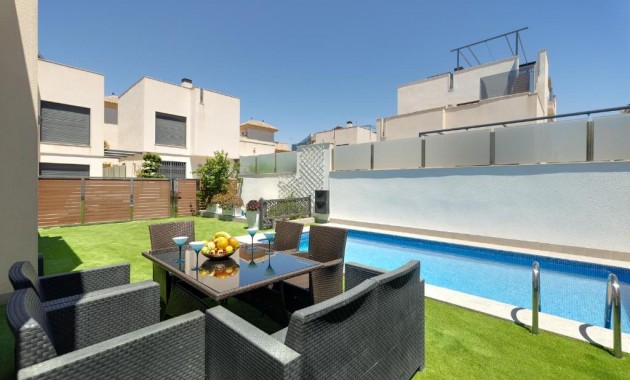 Venta - Detached Villa -
Torrevieja - Torrevieja - Centre