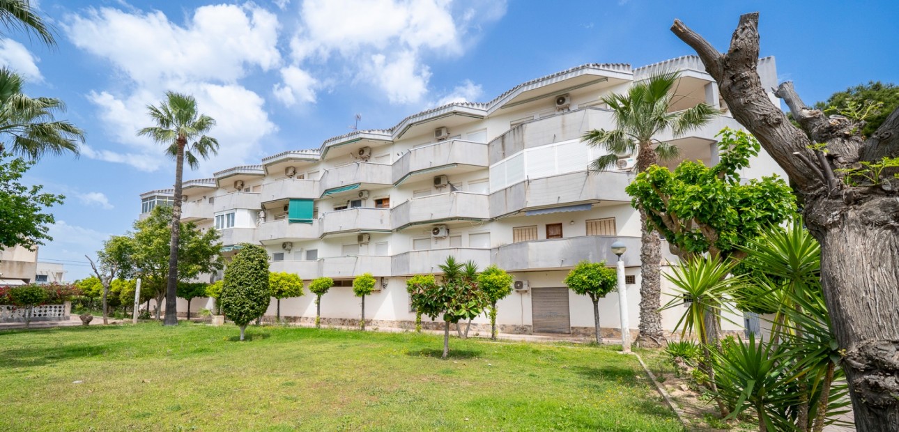 Venta - Apartamento / piso -
Orihuela Costa - Cabo Roig