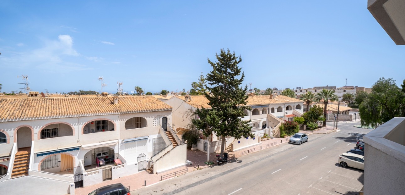 Venta - Apartamento / piso -
Orihuela Costa - Cabo Roig