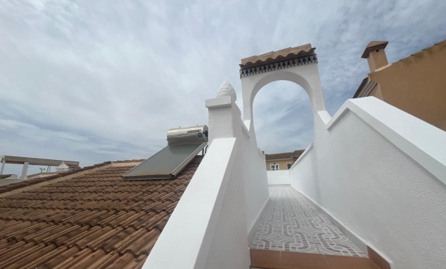 Venta - Adosado -
Ciudad Quesada - Dona Pepa