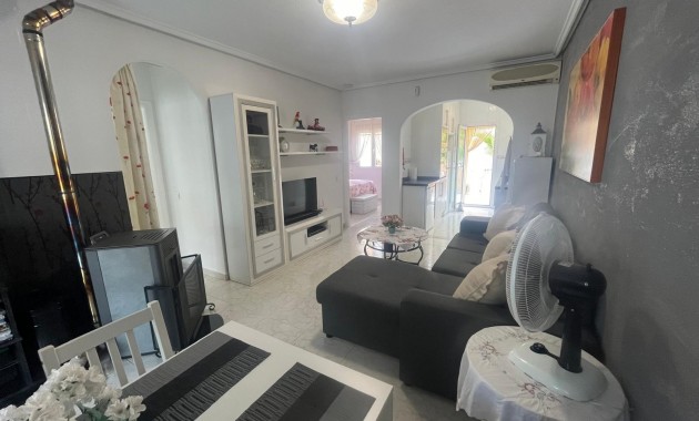 Venta - Adosado -
Ciudad Quesada - Dona Pepa