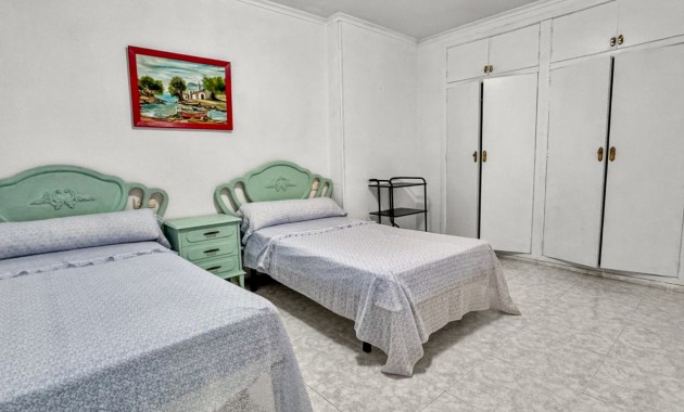 Venta - Apartamento / piso -
Torrevieja - Playa Los Locos