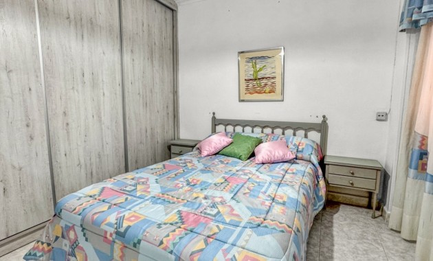 Venta - Apartamento / piso -
Torrevieja - Playa Los Locos
