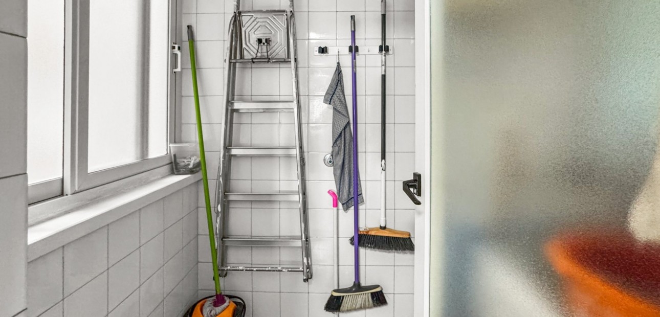 Venta - Apartamento / piso -
Torrevieja - Playa Los Locos