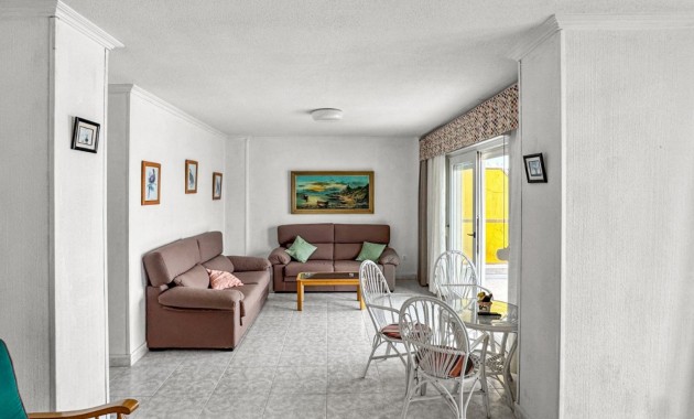 Venta - Apartamento / piso -
Torrevieja - Playa Los Locos