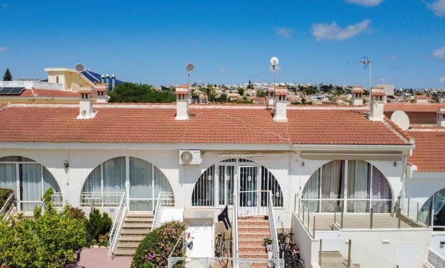 Venta - Adosado -
Ciudad Quesada - Doña Pepa