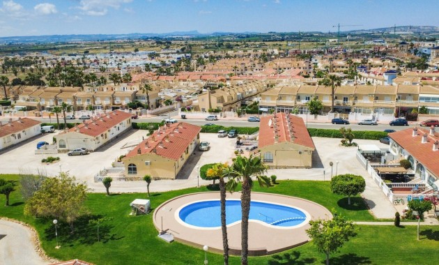 Venta - Adosado -
Ciudad Quesada - Doña Pepa