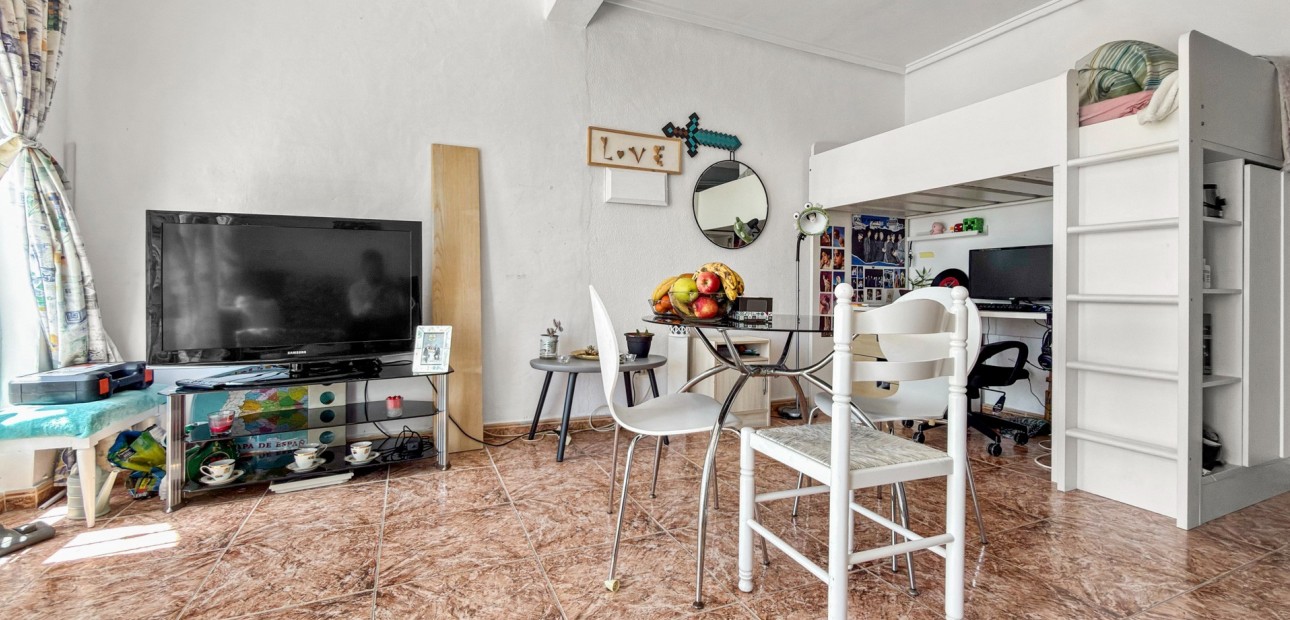 Venta - Adosado -
Ciudad Quesada - Doña Pepa