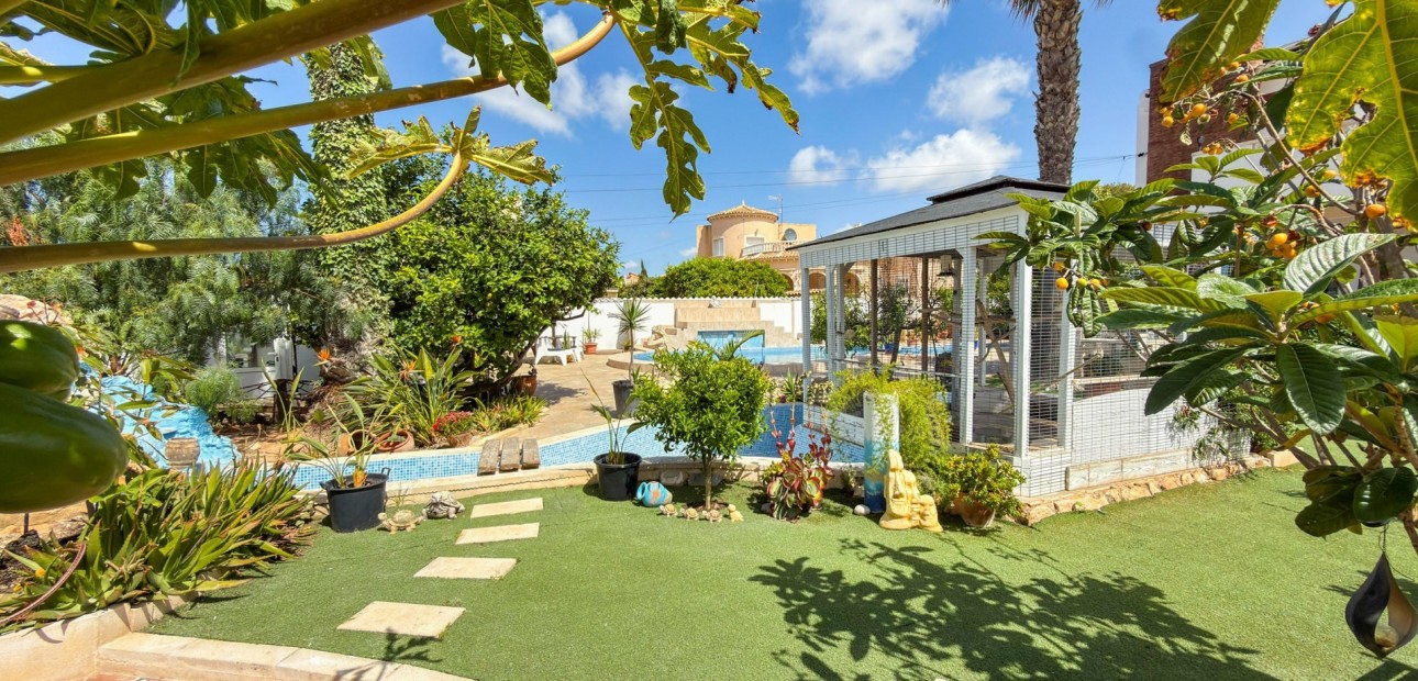 Sale - Detached Villa -
Ciudad Quesada - Ciudad Quesada - Town