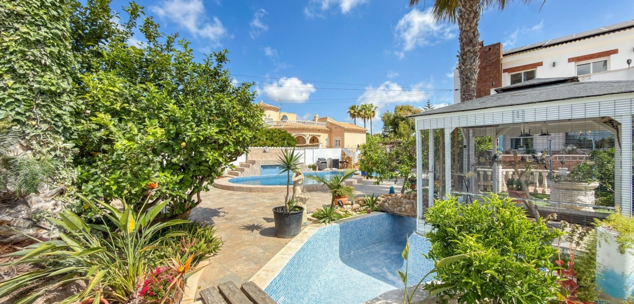 Sale - Detached Villa -
Ciudad Quesada - Ciudad Quesada - Town